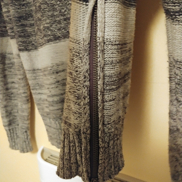 Bundle Two Mens Hooded Sweaters Med - Picture 10 of 12